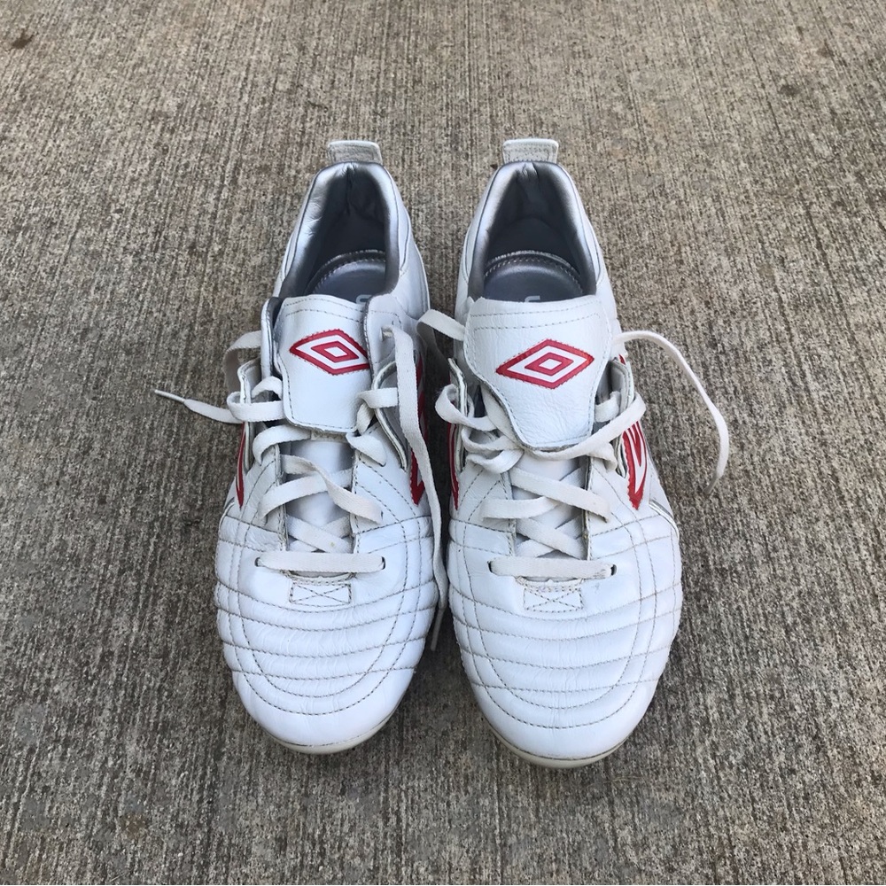 Umbro White and Red Soccer Cleats